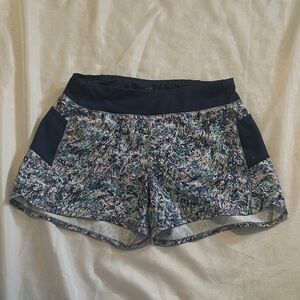 Athleta G!RL Record Breaker 3” Shorts Sz L